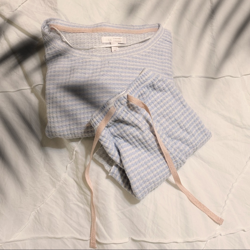 LAUREN CONRAD - Pajama Set